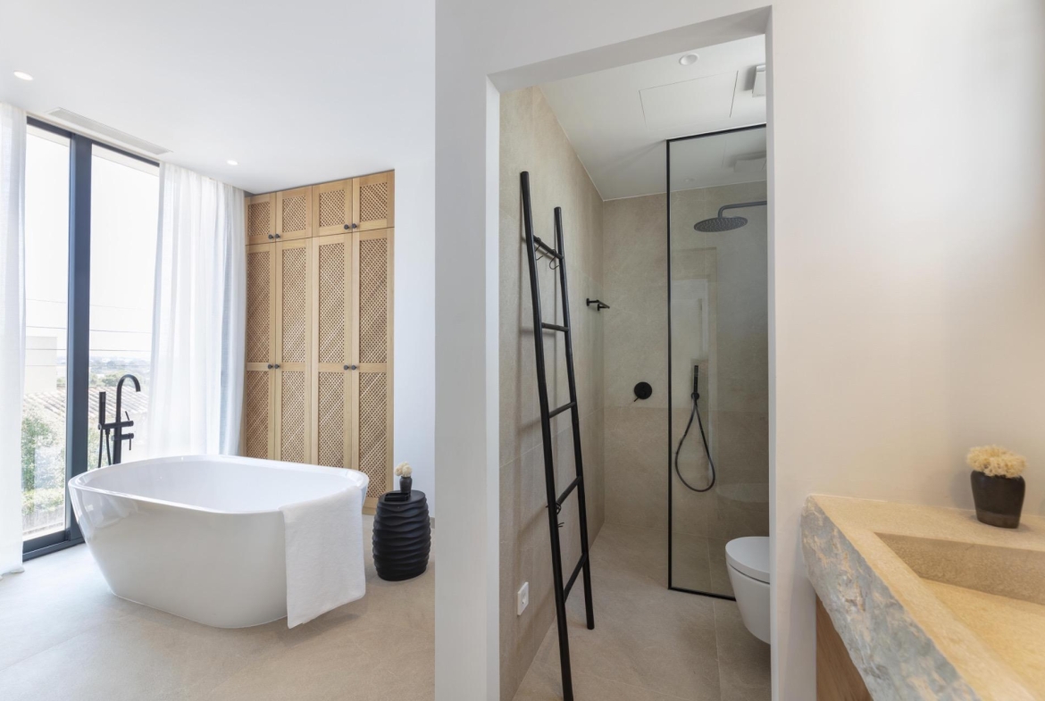 baño en Villa de Lujo en Cala Figuera