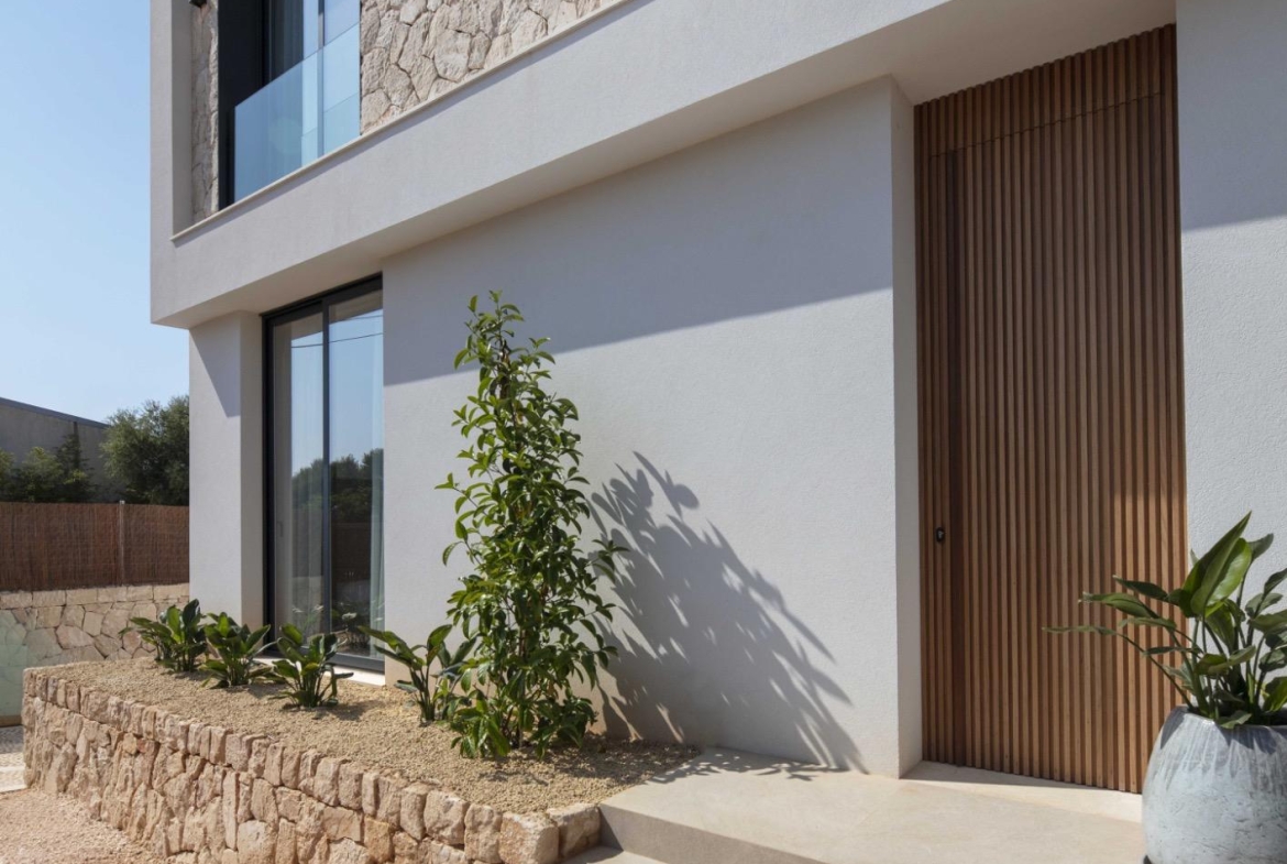 entrada en Villa de Lujo en Cala Figuera