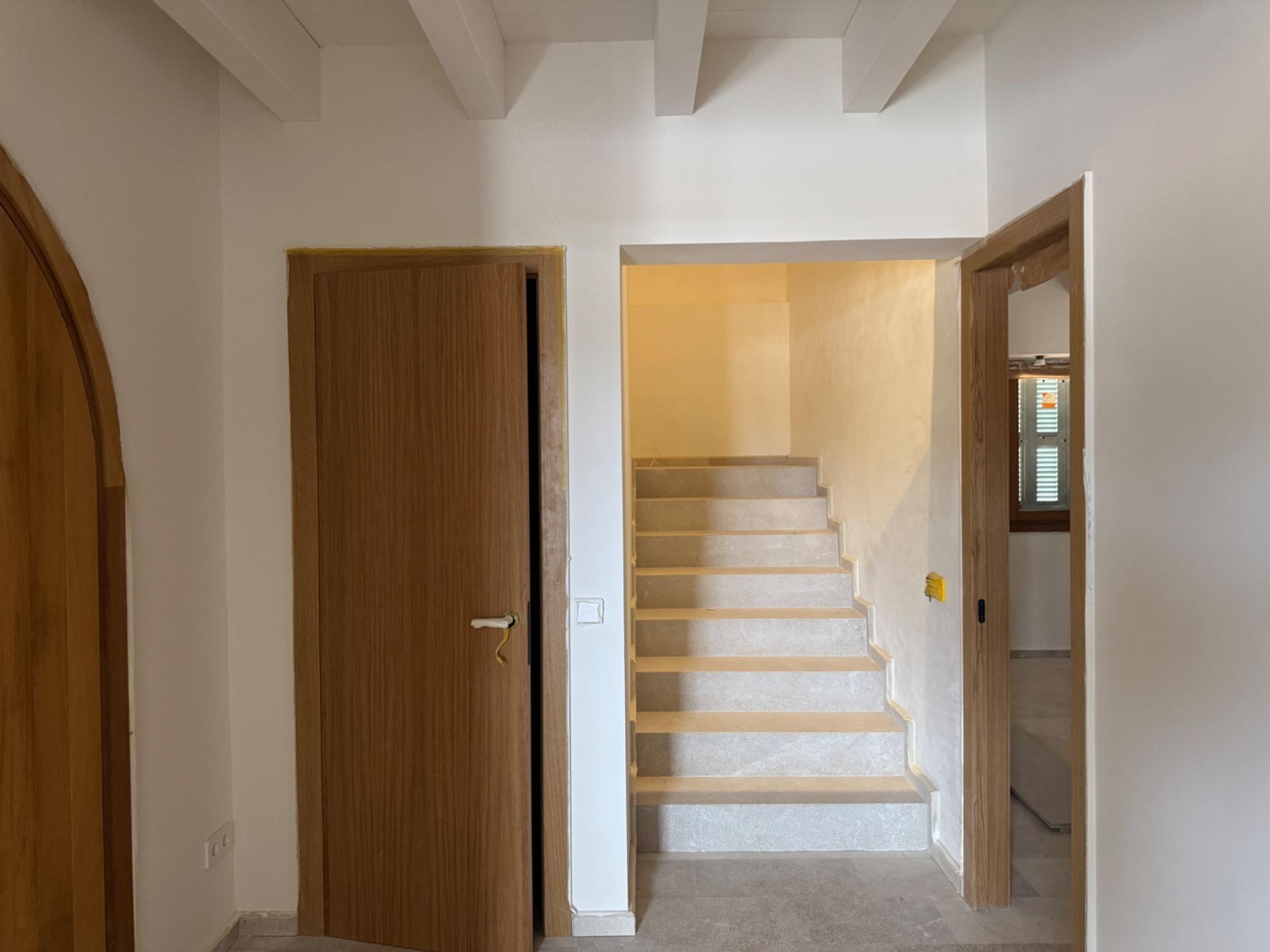 escaleras piso superior Villa de Lujo en Ses salines