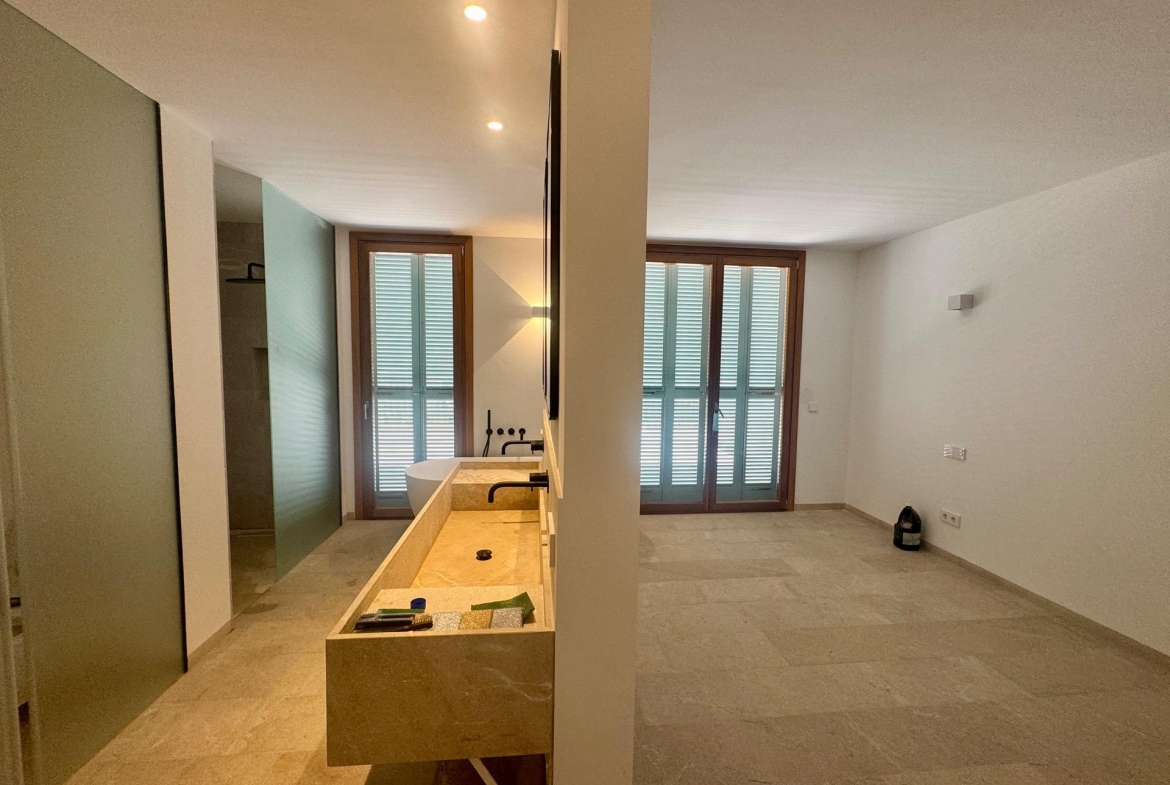 vista habitación y baño Casa en Santanyí